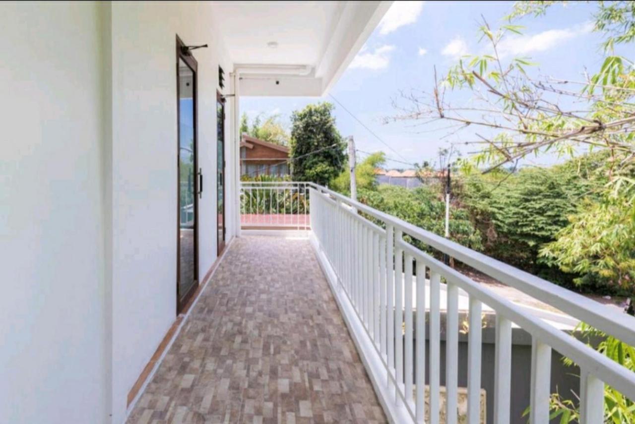 Ozora Tiying Tutul Hostel Canggu (Adults Only) Екстер'єр фото